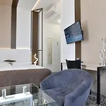 Machova 3* Prag
