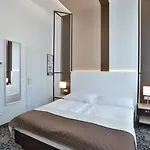 Machova Hotel 3*