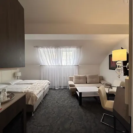 Machova 3* Prague