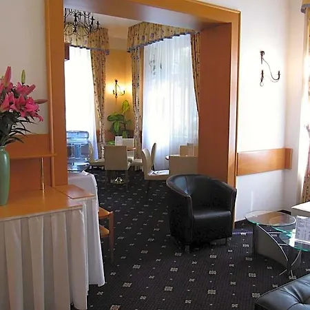 Hotel Máchova 3*