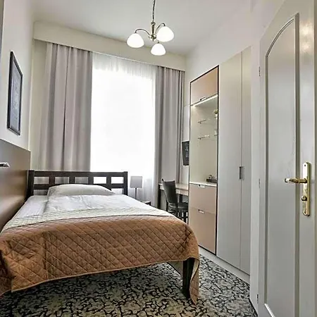 Hotel Máchova 3*